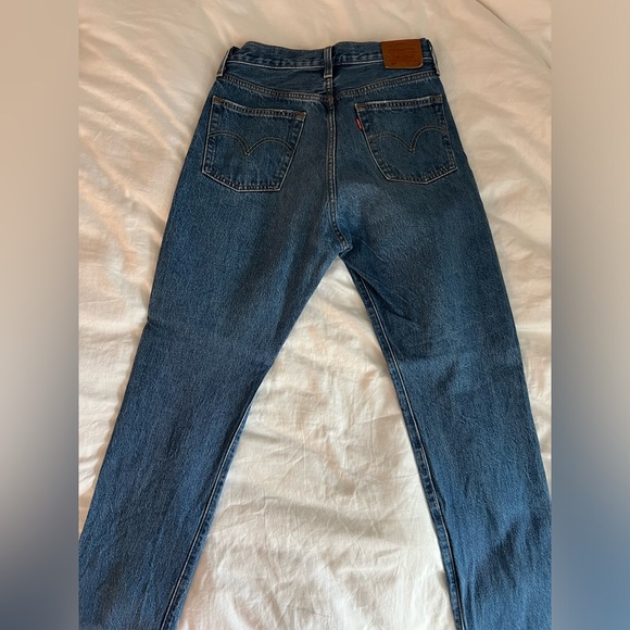 Levi’s 501 High Rise Jeans - Picture 5 of 6
